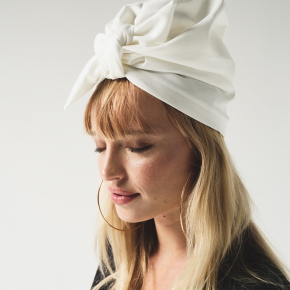 SURTURBAN TOP KNOT PRE-TIED TURBAN - WHITE - Picture 6 of 8